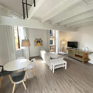 https://suiteinpalermo-case-vacanze-nel-centro-storico-di-palermo.sicilyhotelsitaly.net